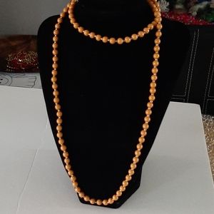 Wooden beads necklace